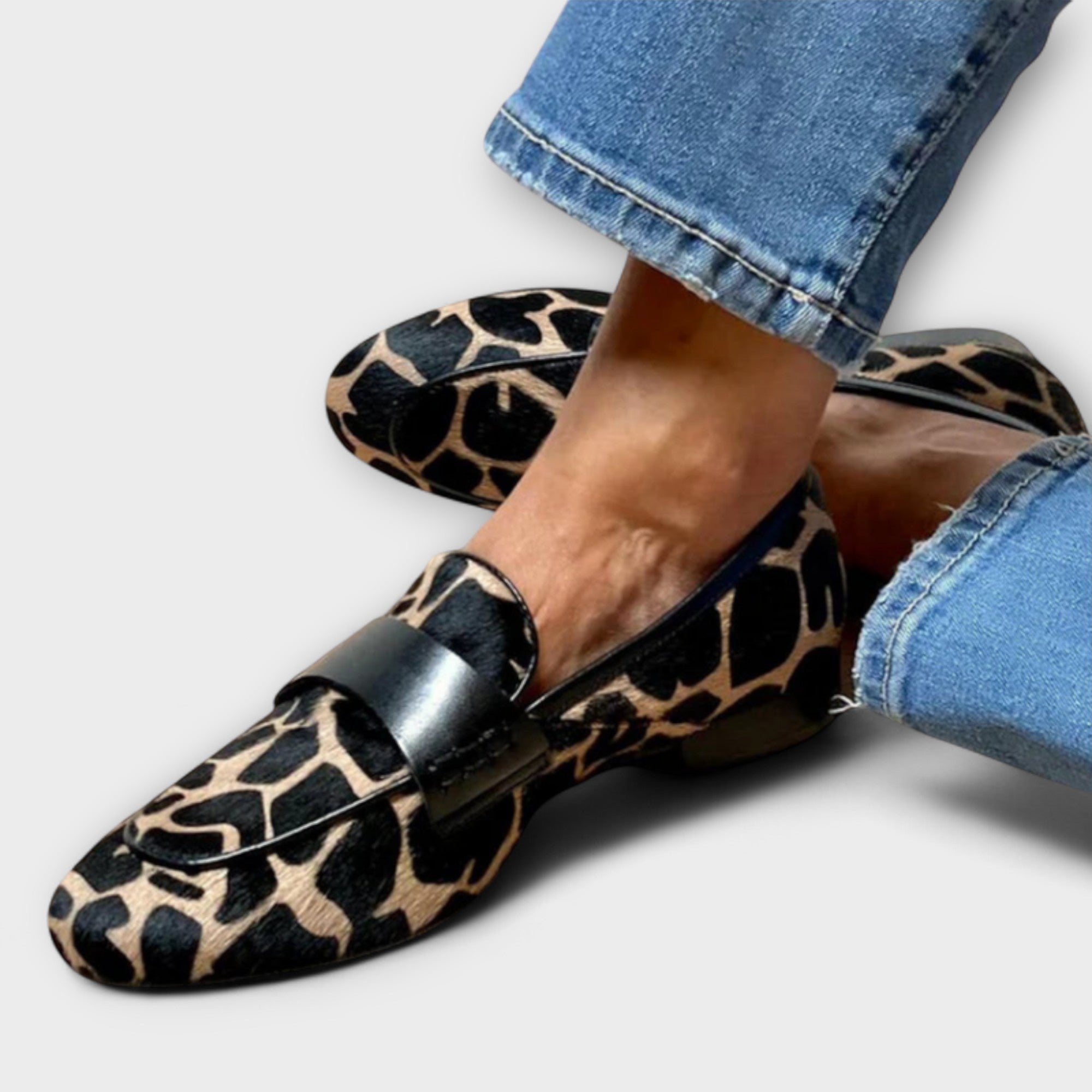 Valorine™ | Leopard Loafer