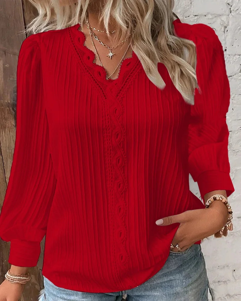 Valorine™ |  – Feminin topp med spetsdetaljer