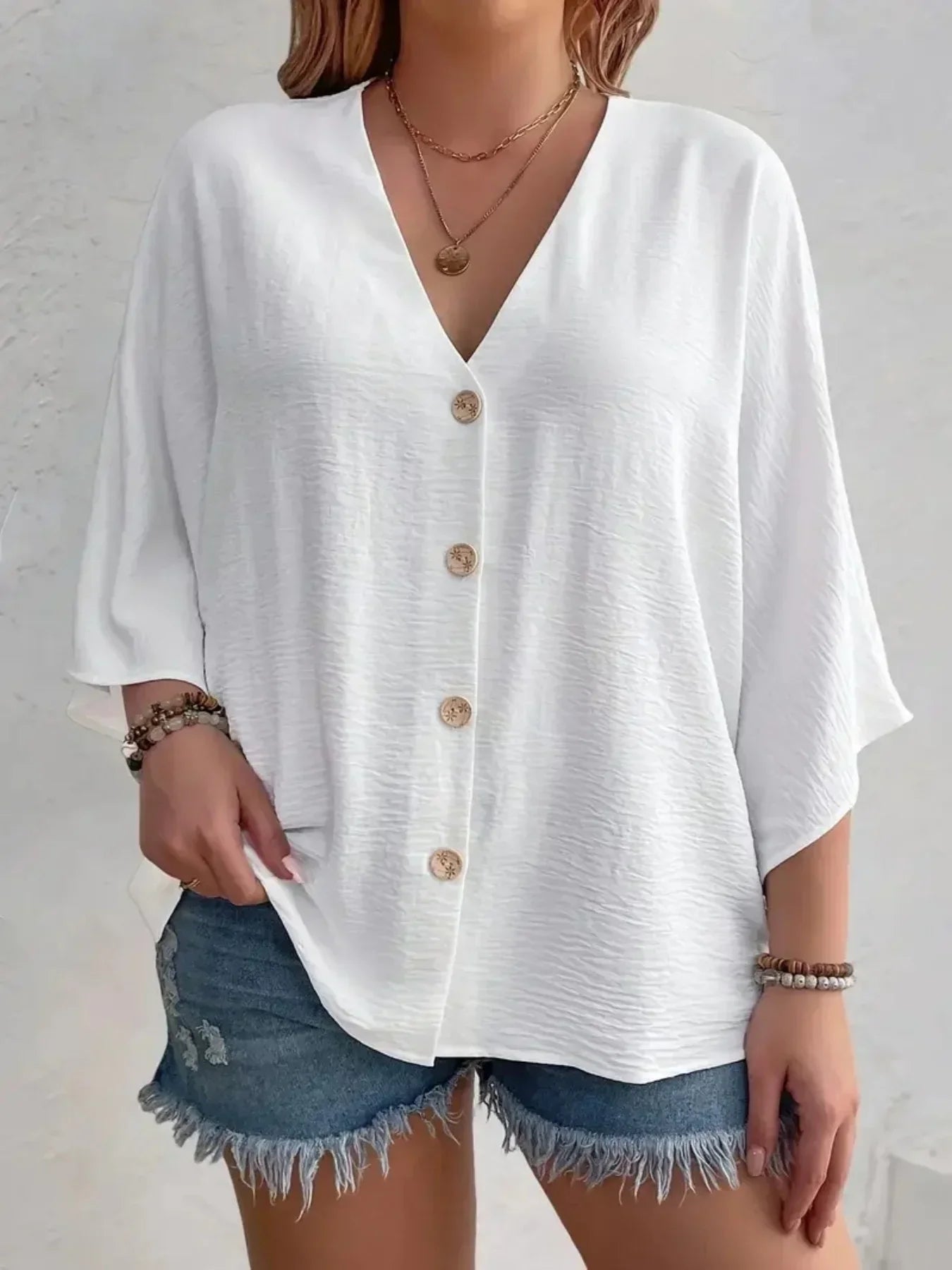 Valorine™ | Signe – Blus med knäppning och ¾-ärm