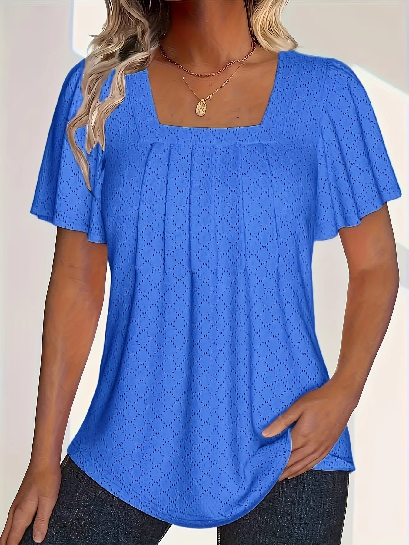 Valorine™ | Mirelle – Blus med fyrkantig halsringning och textur