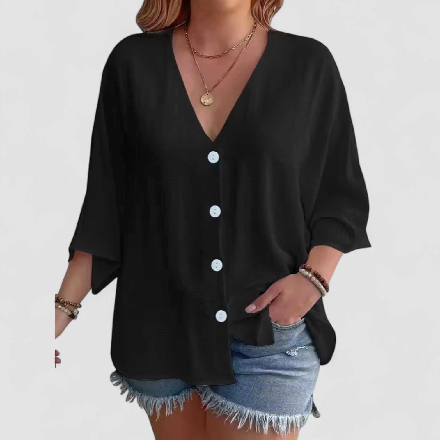 Valorine™ | Signe – Blus med knäppning och ¾-ärm